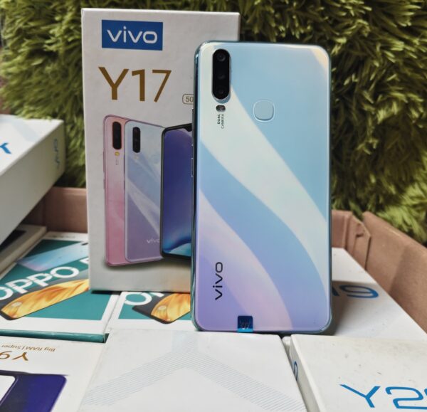 vivo y17 (8/256 GB )